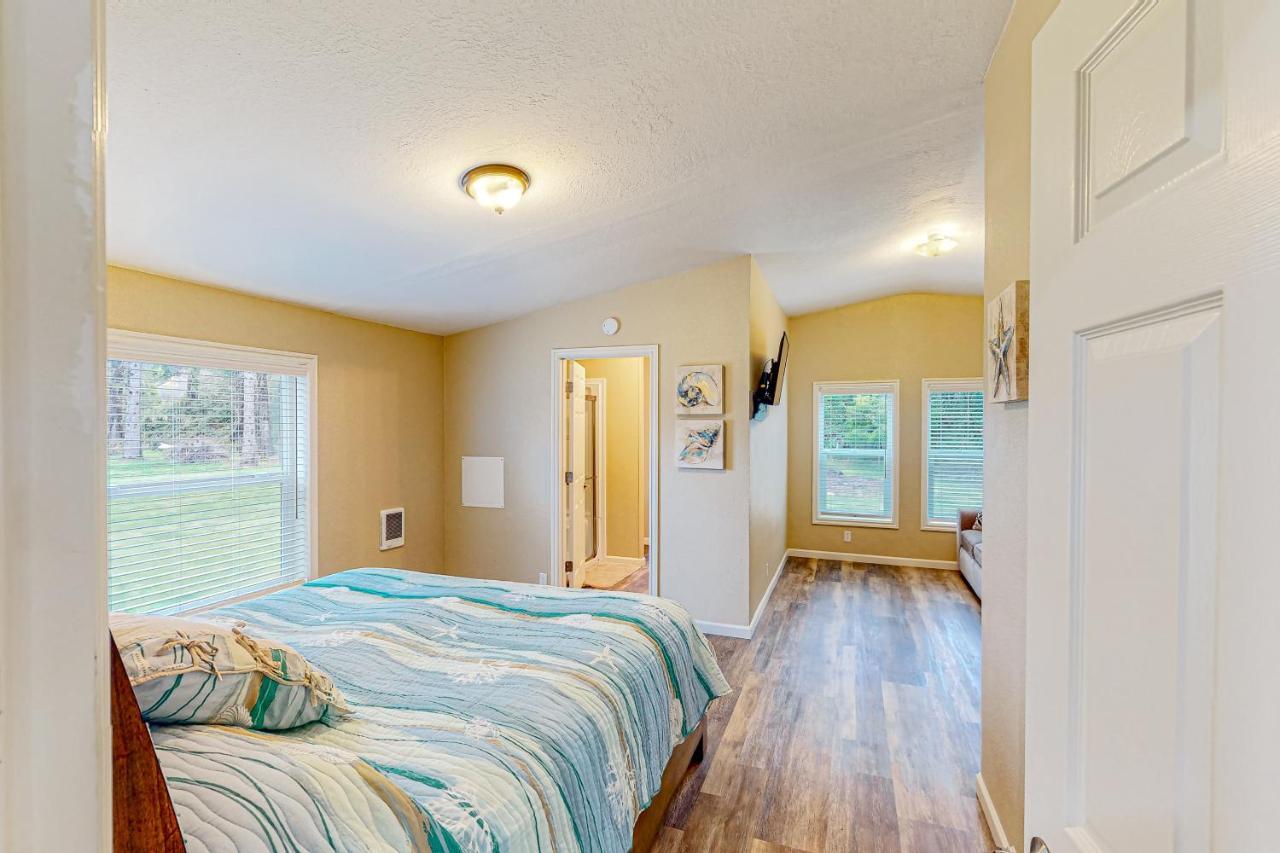 Wygant Road Retreat Coos Bay Exterior foto